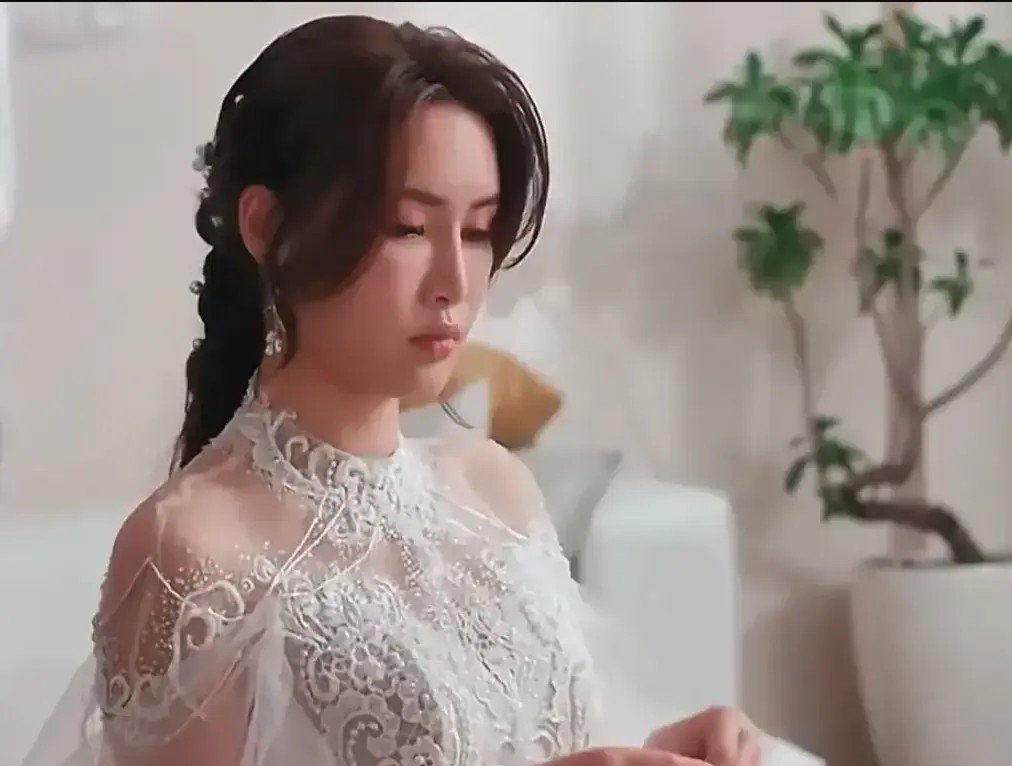 《苏畅-小凤新婚》完整未删减版-艾熙演绎怀旧台味风情-4K高清无码资源免费下载-苏畅-小凤新婚蓝光典藏版在线观看