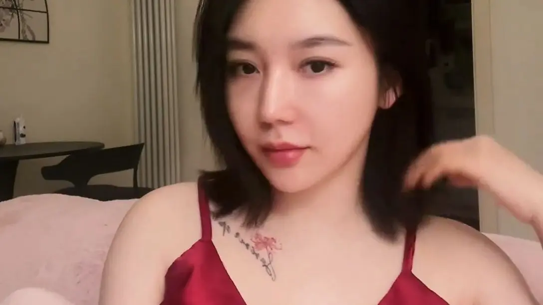 《eliy3人行资源》资源下载-4K超清画质完整版-在线免费观看eliy3人行资源-偷偷点开这部短剧我傻眼了